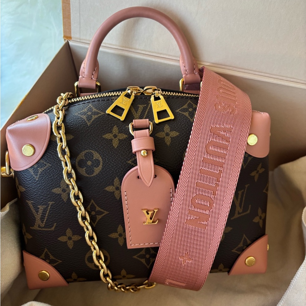 SOLD! BN Authentic Louis Vuitton bag crossbody Monogram Petite Malle Souple